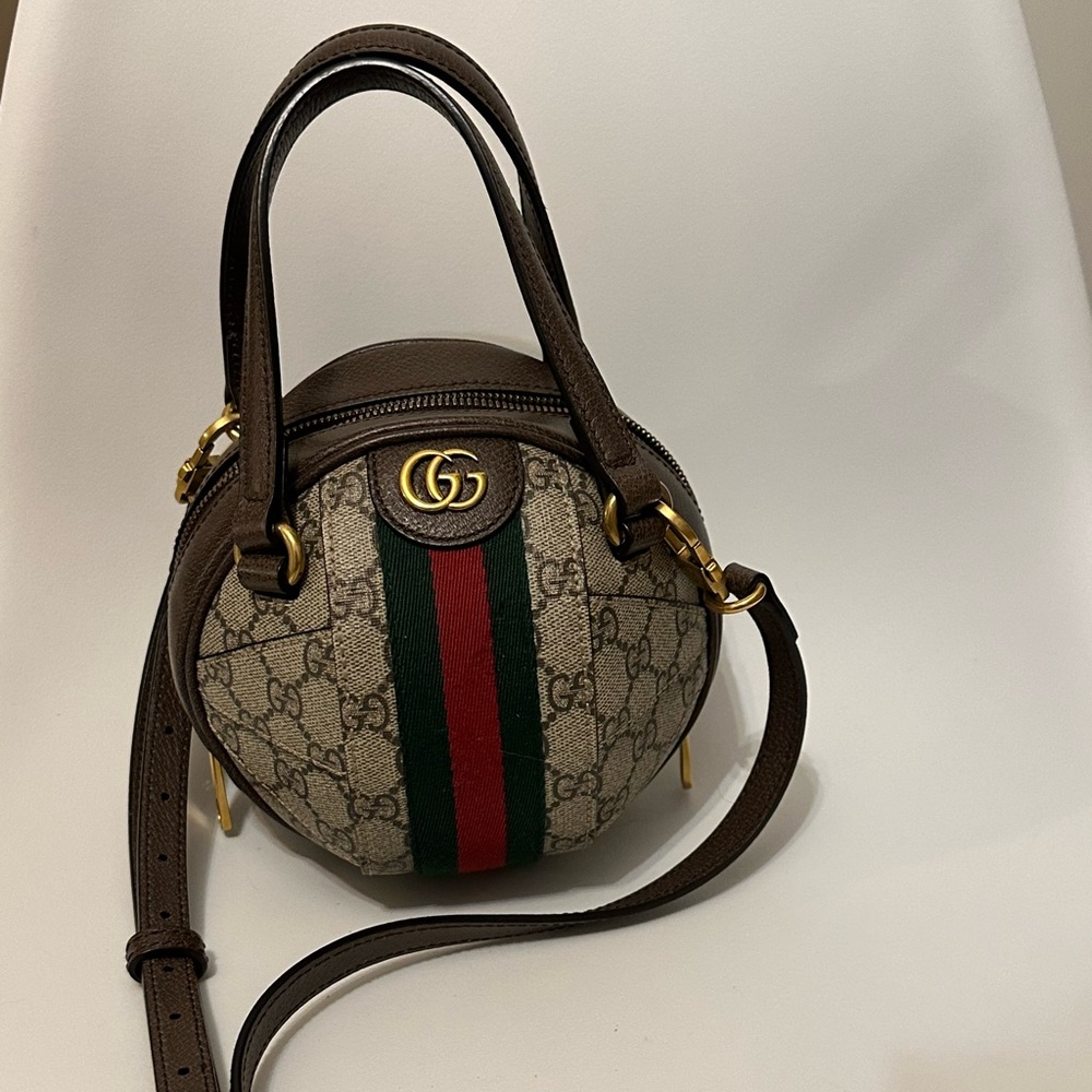 Gucci Signature GG with web - Ball Bag with detachable strap.